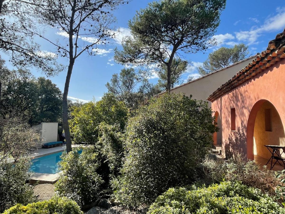 ホテル Oustal Du Pic Saint Loup エクステリア 写真