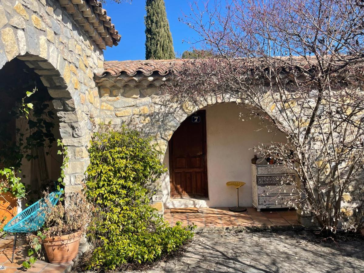 ホテル Oustal Du Pic Saint Loup エクステリア 写真